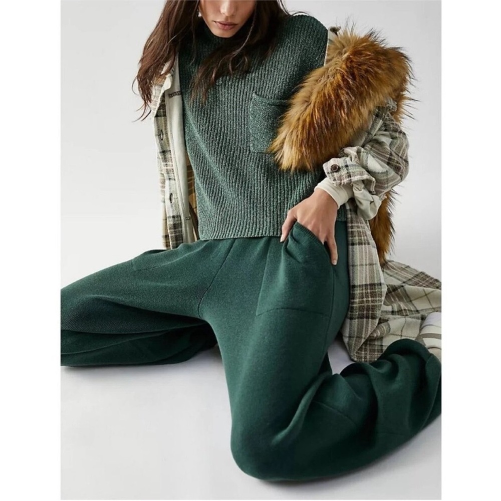 NWT! FREE PEOPLE Women’s MEDIUM Freya Sweater Set / Emerald Spell Combo CP25 - Picture 3 of 16
